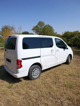 Nissan Evalia 2014