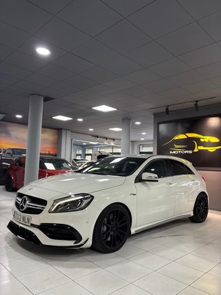 Mercedes-Benz A45 AMG 381 CV