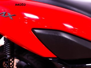 YAMAHA NMAX