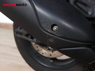 YAMAHA NMAX