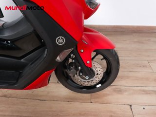 YAMAHA NMAX