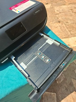 Stampante 3 in 1 a cartuccia HP ENVY 5030