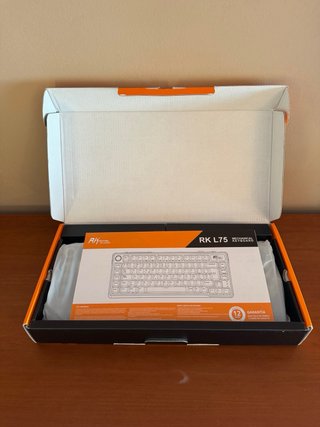 Teclado Mecánico RK L75 Negro/Blanco Inalámbrico
