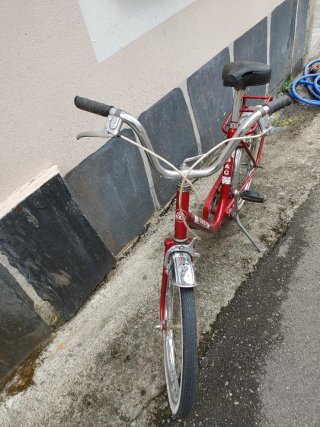 Bicicleta GAC infantil roja