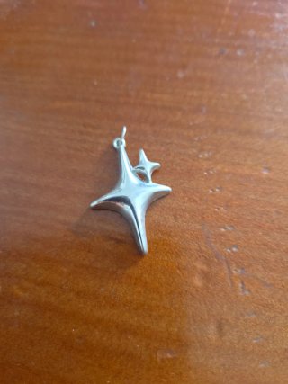 Collar de plata con estrella