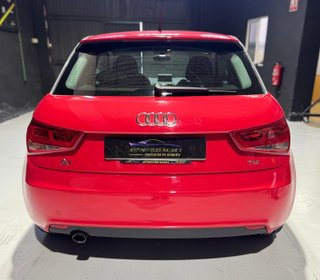 AUDI A1 1.6 TDI 105cv Ambition