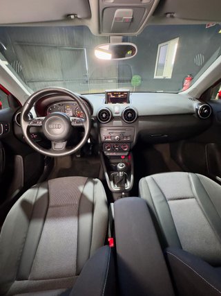 AUDI A1 1.6 TDI 105cv Ambition
