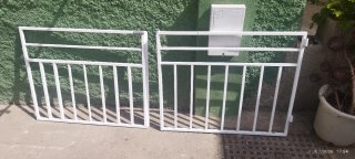 Barandilla de escalera blanca