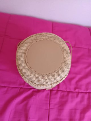 Bolso de rafia beige