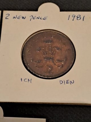 Lote 3 Monedas Inglesas: 2p 1979, 2p 1981, 1p 2002