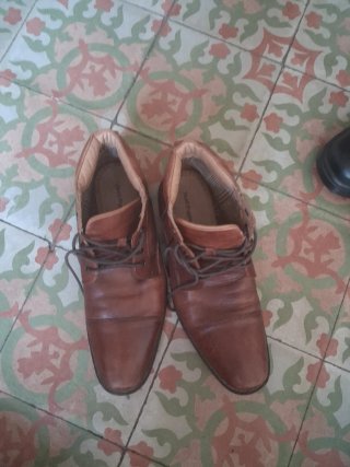 Botines de Piel Marrón Hush Puppies