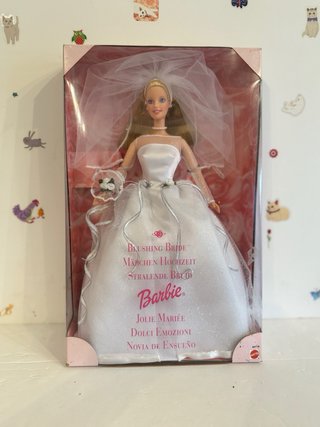 Barbie Novia Brushing Bride