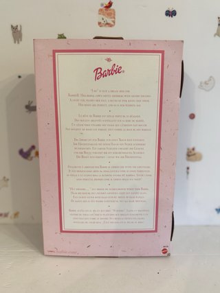 Barbie Novia Brushing Bride