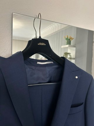 Traje Chaqué corto novio azul marino
