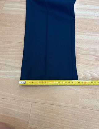 Traje Chaqué corto novio azul marino