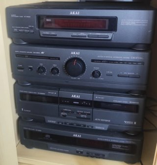 Equipo de música Akai AT-M630 AM-M630 HX-M630W