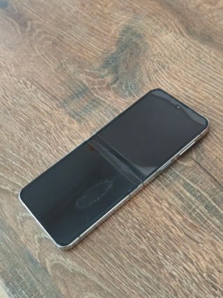 Samsung Galaxy Z Flip 5 256 GB