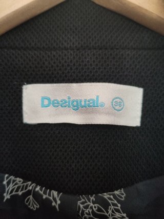 Abrigo Desigual Flores Negro Multicolor