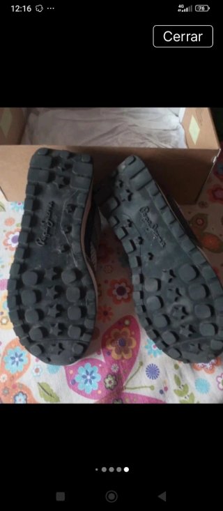 Zapatillas Pepe Jeans grises y blancas