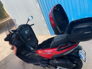 Moto 125cc scoter rieju