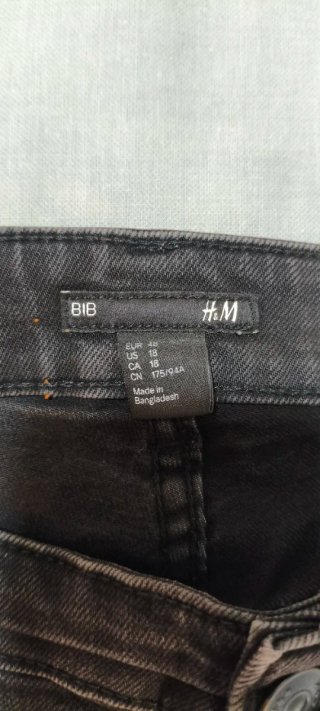 Jeans negros H&M BIB (Talla 48 / 18) – Corte recto