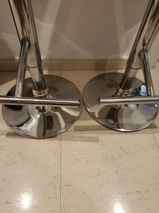 2 Banquetas blancas Altas Regulables: Cocina o bar