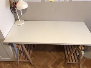 Mesa de escritorio regulable