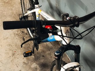 BICICLETA MONTAÑA 26 MARCA B'TWIN 5XC - TALLA :M