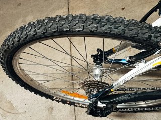 BICICLETA MONTAÑA 26 MARCA B'TWIN 5XC - TALLA :M