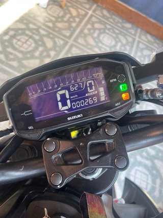 Moto Suzuki GSX S 125