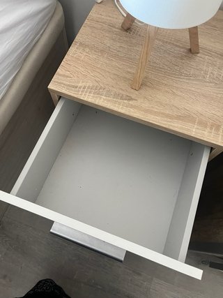 2 Mesitas de Noche Madera y Metal
