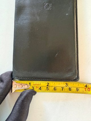 Cartera LOEWE Piel Negra Vintage