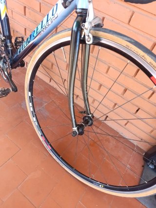 Bicicleta carretera pinarello angliru