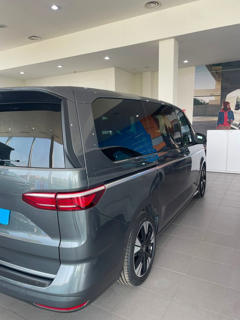 Volkswagen Multivan Style 2.0 TDI 2025, foto 3