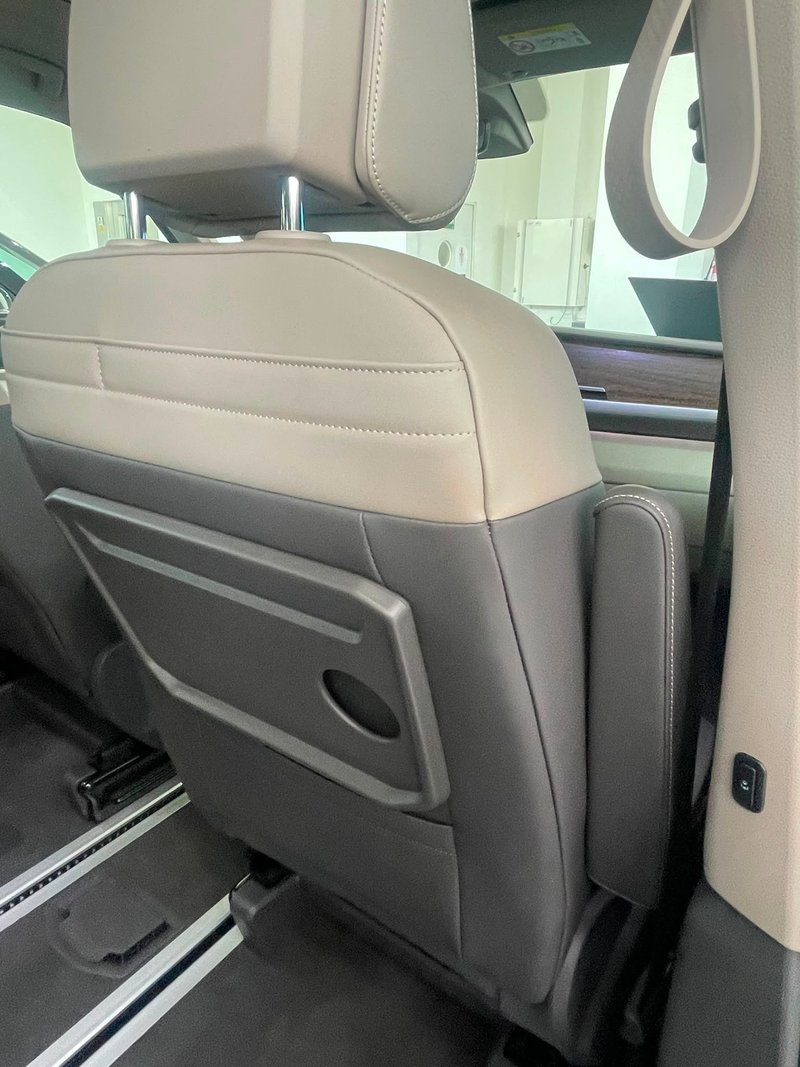 Volkswagen Multivan Style 2.0 TDI 2025, foto 11