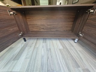 Mueble de Tv color marrón oscuro