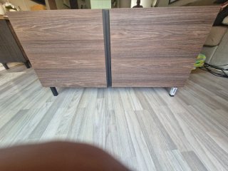 Mueble de Tv color marrón oscuro