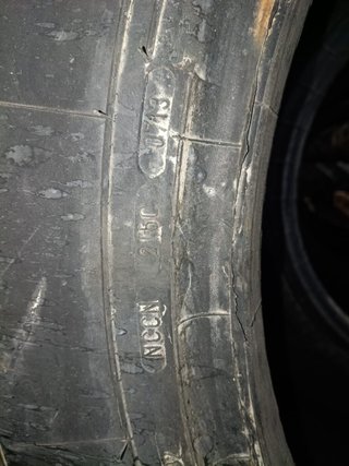 2 Neumáticos Goodyear 650/75R32