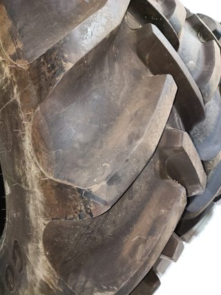 2 Neumáticos Goodyear 650/75R32
