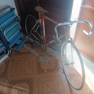 Bici de carretera antigua marca Orbea