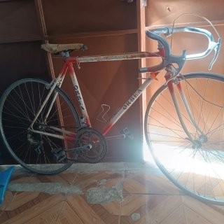 Bici de carretera antigua marca Orbea