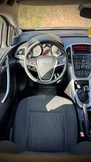 Opel Astra 1.6 CDTI / Estado Impecable!