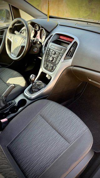 Opel Astra 1.6 CDTI / Estado Impecable!