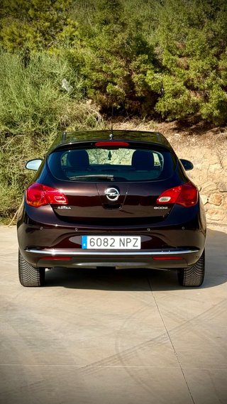 Opel Astra 1.6 CDTI / Estado Impecable!