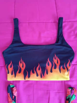 2 Tops Estampados, Bershka, Talla S