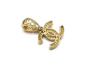colgante oro 18k