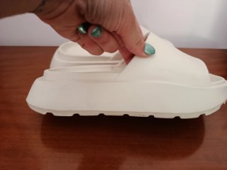 Sandalias Goma T.38-39 Negras y Blancas