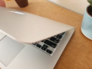 APPLE MacBook Air 13 2015 256GB SSD SEQUOIA MAC