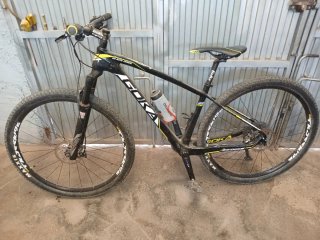 Bicicleta goka carbono
