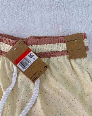Shorts Jordan Diamond Beige Rosa